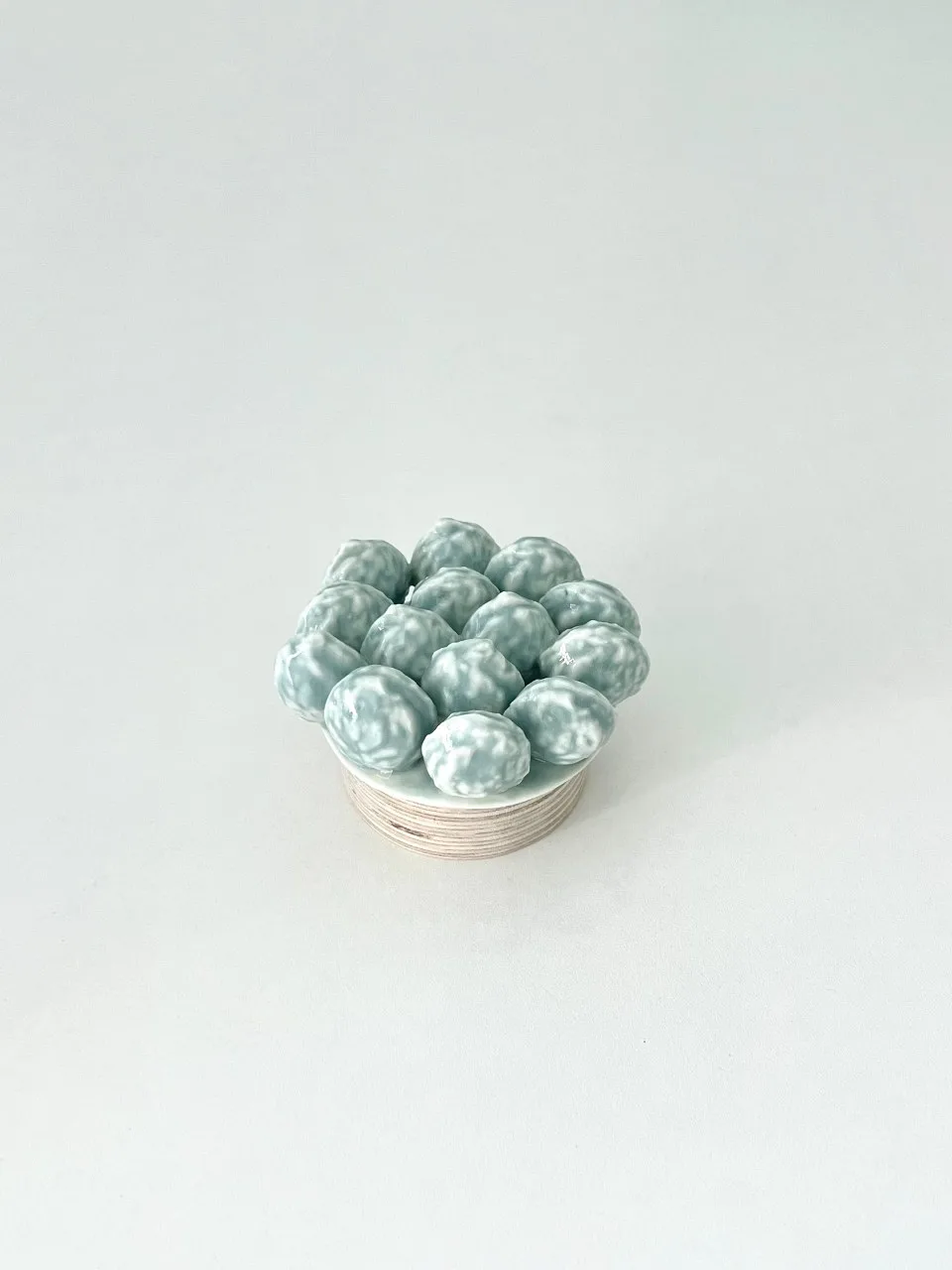 아름답고 쓸모없기를 1